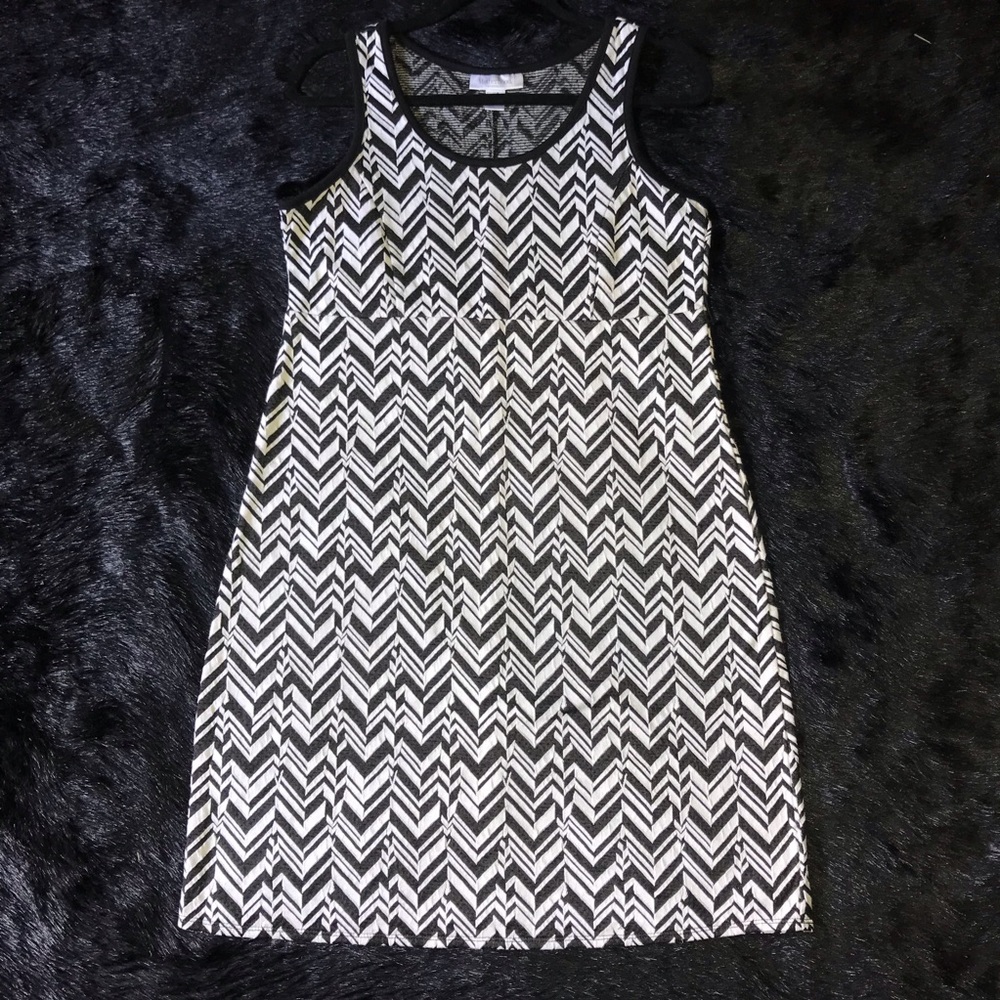 Motherhood Maternity Dress